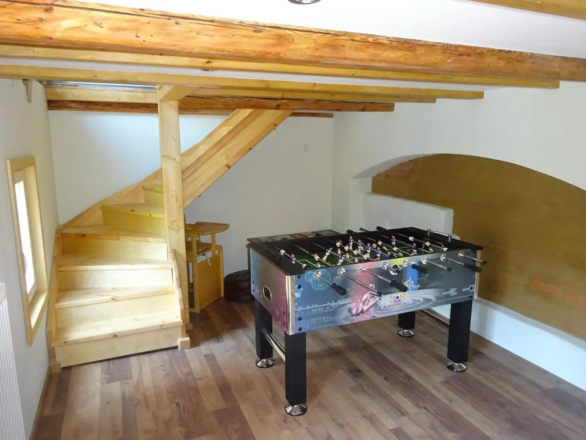 Franks Kleines Bauernhaus In Drezda 0*,  Németország